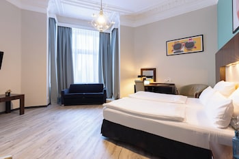 Premium Room, Multiple Beds (Family Room)