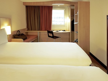 Standard Room, 2 Twin Beds