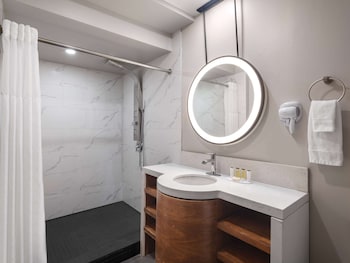 Studio Suite, 1 King Bed, Non Smoking