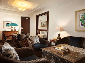 Deluxe Suite Twin