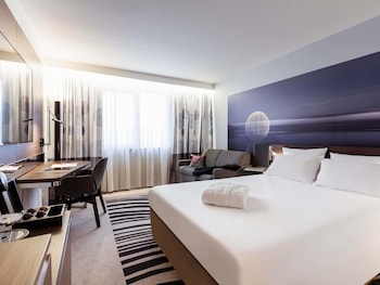 Executive Room, 1 Double Bed with Sofa bed