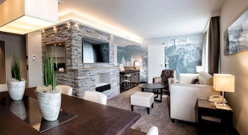Grand Suite, 2 Bedrooms (Club Lounge Access)