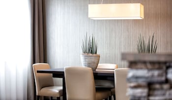 Grand Suite, 2 Bedrooms (Club Lounge Access)