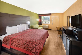 Room, 1 King Bed, Refrigerator & Microwave