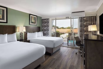 Standard Room, 2 Queen Beds, Non Smoking