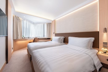 No Smoking City View Deluxe Room with Twins Bed