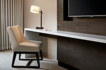 Executive Room, 1 King Bed