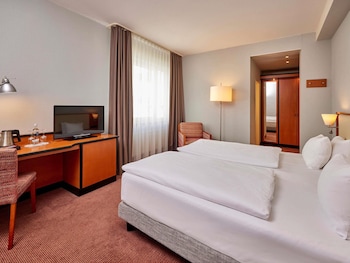Standard Room, 1 Double Bed