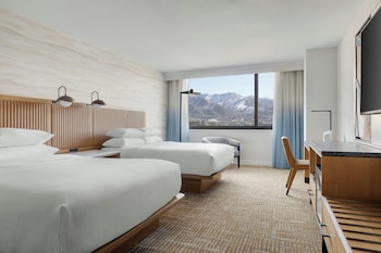 Club Room, 2 Queen Beds