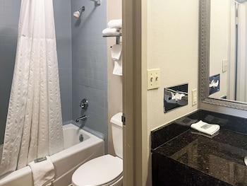 Deluxe Room, 1 King Bed, Smoking, Refrigerator & Microwave