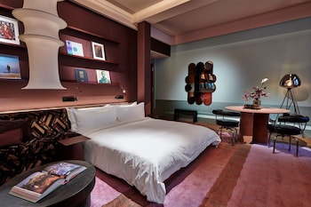 Suite (The Media Nanny Suite)