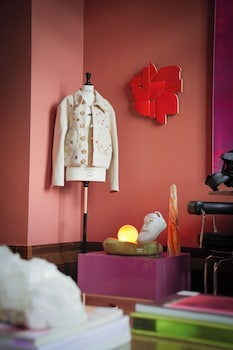Suite (Amsterdam Fashion Week Suite)