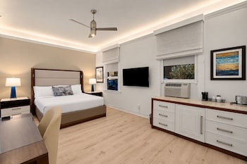 Premium Room, 1 King Bed