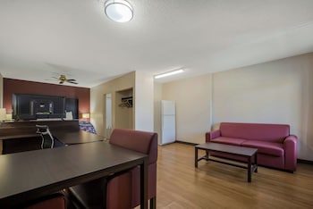 Suite, 1 King Bed, Non Smoking, Jetted Tub