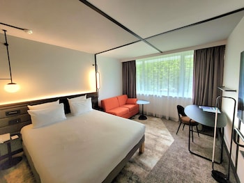 Superior Room, 1 Queen Bed with Sofa bed