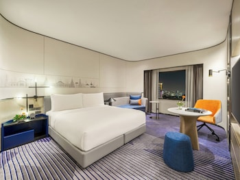 Premium Room, 1 King Bed, Kitchenette