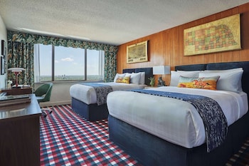 Room (Room, 2 Queen Beds, Stadium View)