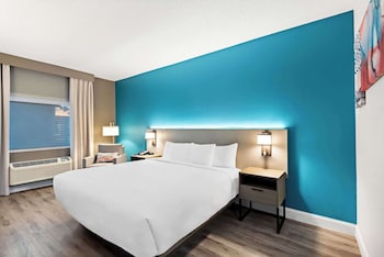 Standard Room, 1 King Bed, Non Smoking