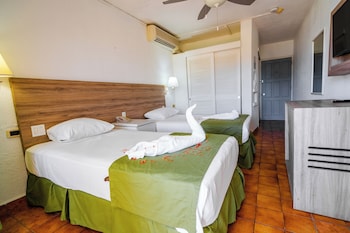 Standard Room, 2 Twin Beds