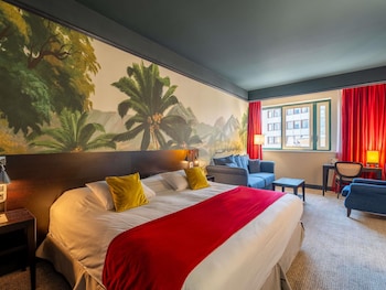 Junior Suite - 1 double bed and sofa