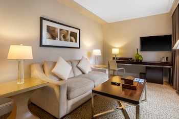 Suite, 1 King Bed (Rockefeller)