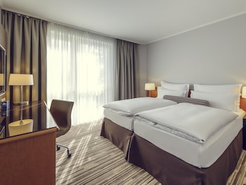 Privilege, Suite, 1 Queen Bed