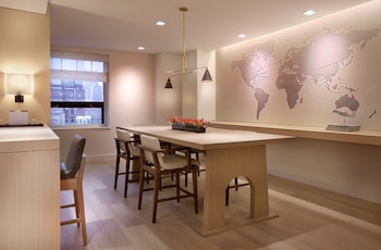Premium Suite