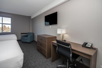 Superior Room, 2 Queen Beds (Coast Two Queens Top Floor)