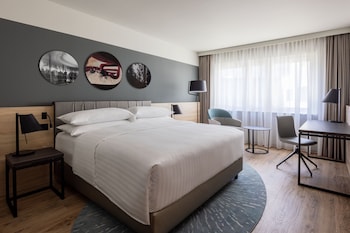 Deluxe Room, 1 King Bed