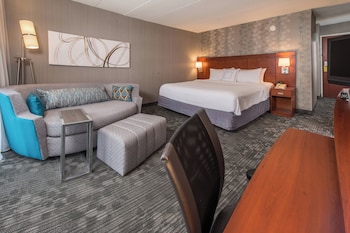 Room, 1 King Bed (Hearing Accessible)