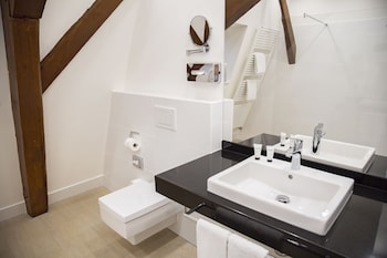 Premium Single Room
