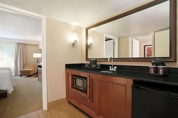 Two Queen Beds, Non-Smoking