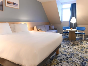 Family Room, Multiple Beds