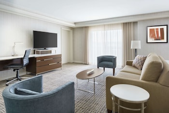Presidential Suite, 1 King Bed, Bathtub