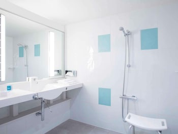Classic Room, 1 Double Bed, Accessible
