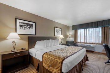 Standard Room, Multiple Beds, Non Smoking, Refrigerator & Microwave (Oversized Room)