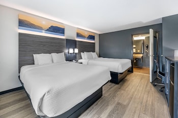 Room, 2 Queen Beds, Accessible, Non Smoking