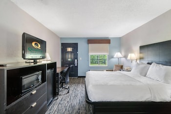 Standard Room, 1 King Bed, Non Smoking