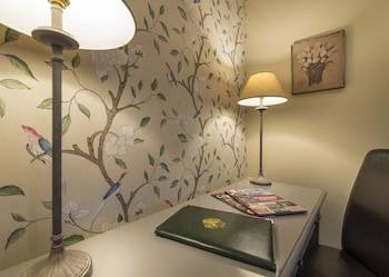Classic Plus Twin Room