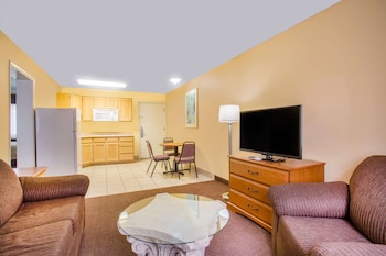 Room, 1 King Bed, Non Smoking
