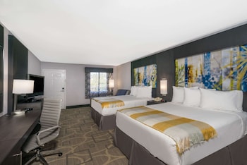 Room, 2 Queen Beds, Non Smoking