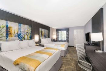 Studio Suite, 2 Queen Beds, Non Smoking