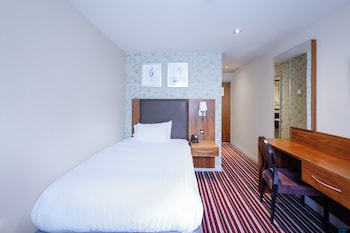 Classic Single Room