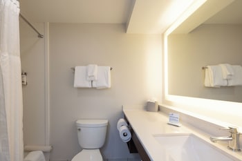 Standard Room, 2 Queen Beds