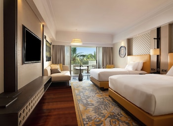 Room, 2 Twin Beds, Pool View, Tower (Cliff Tower)