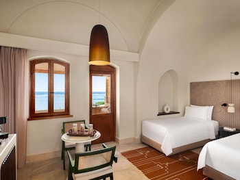 Sea Panorama Room With Twin Bed