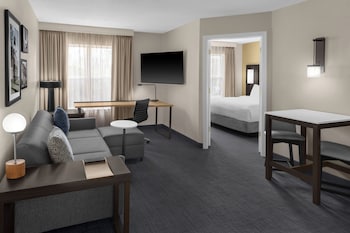 Suite, 1 Bedroom (Mobility/Hearing Accessible, Tub)