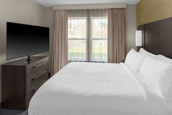 Suite, 1 Bedroom (Mobility/Hearing Accessible, Tub)