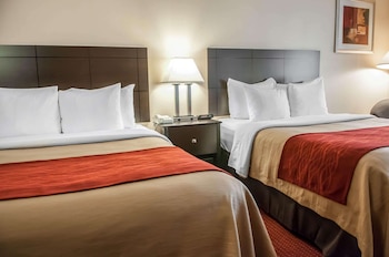 Standard Room, 2 Queen Beds, Non Smoking