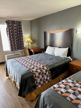Standard Room, 2 Double Beds, Non Smoking